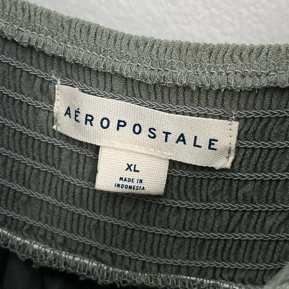 Aeropostale Olive Solid V-Neck Lace-Trimmed Babydoll
Slip Dress - Picture 10 of 13